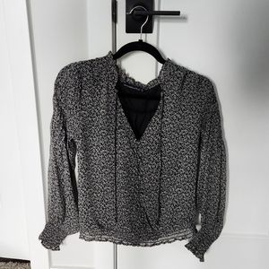 NWOT Abercrombie & Fitch Floral V-Neck Blouse
